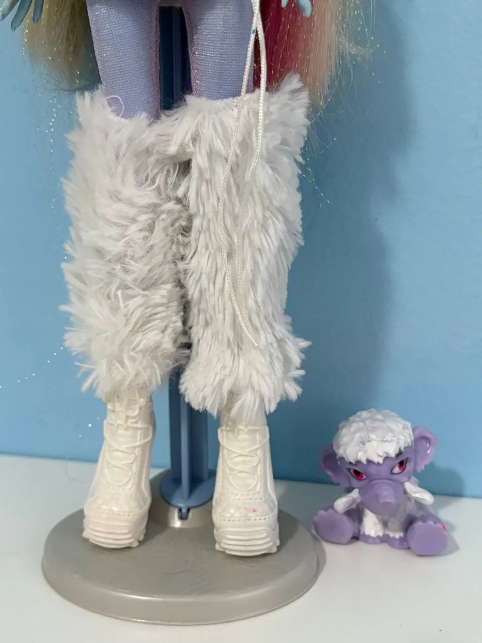 boneca Monster High Abbey Bominable básica wave 1 G1 LEIA A DESCRIÇÃO! - Foto 4