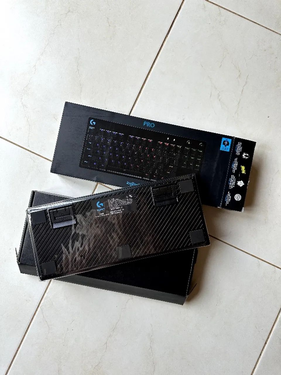 Teclado Mecânico Gamer Logitech G PRO - Foto 2