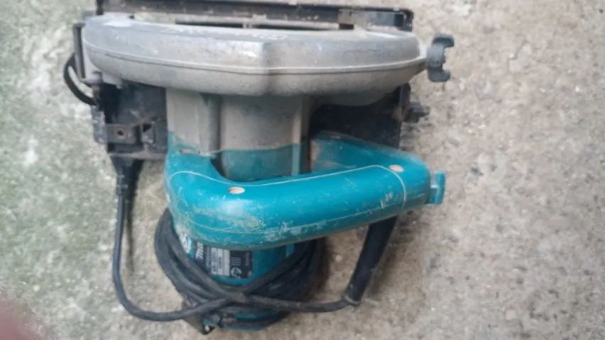 Makita MSS700 220vw