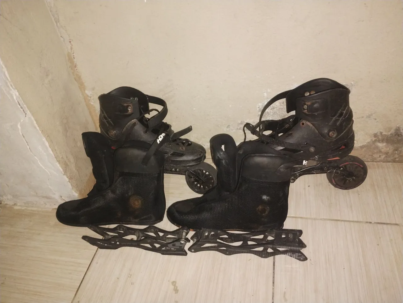 Patins Inline Profissionais - Usados