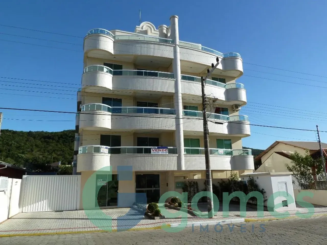 Apartamentos à venda - Bombinhas, SC | OLX