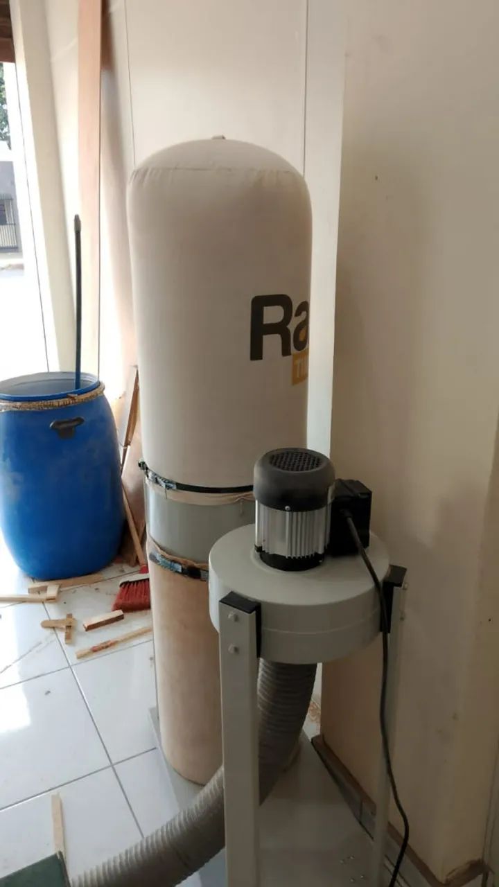 Faça sua proposta - 11Esquadrejadeira LEO SEL2900i mais Coletor pó 1CV, vendo/troco