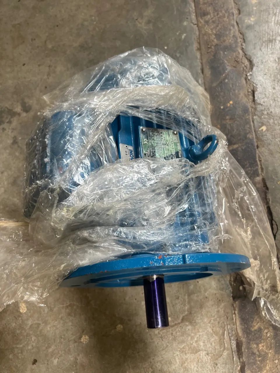 Motores elétricos  - 3 peças - Foto 4