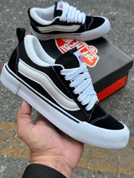Tênis Vans Old Skool Preto e Branco