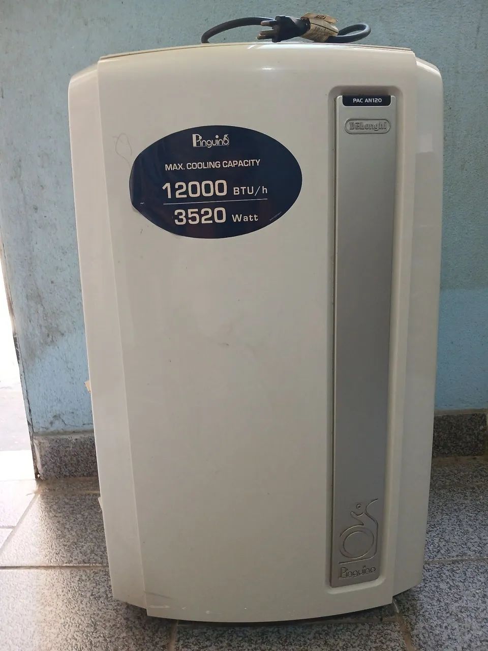 Ar condicionado portátil DeLonghi Pinguino 