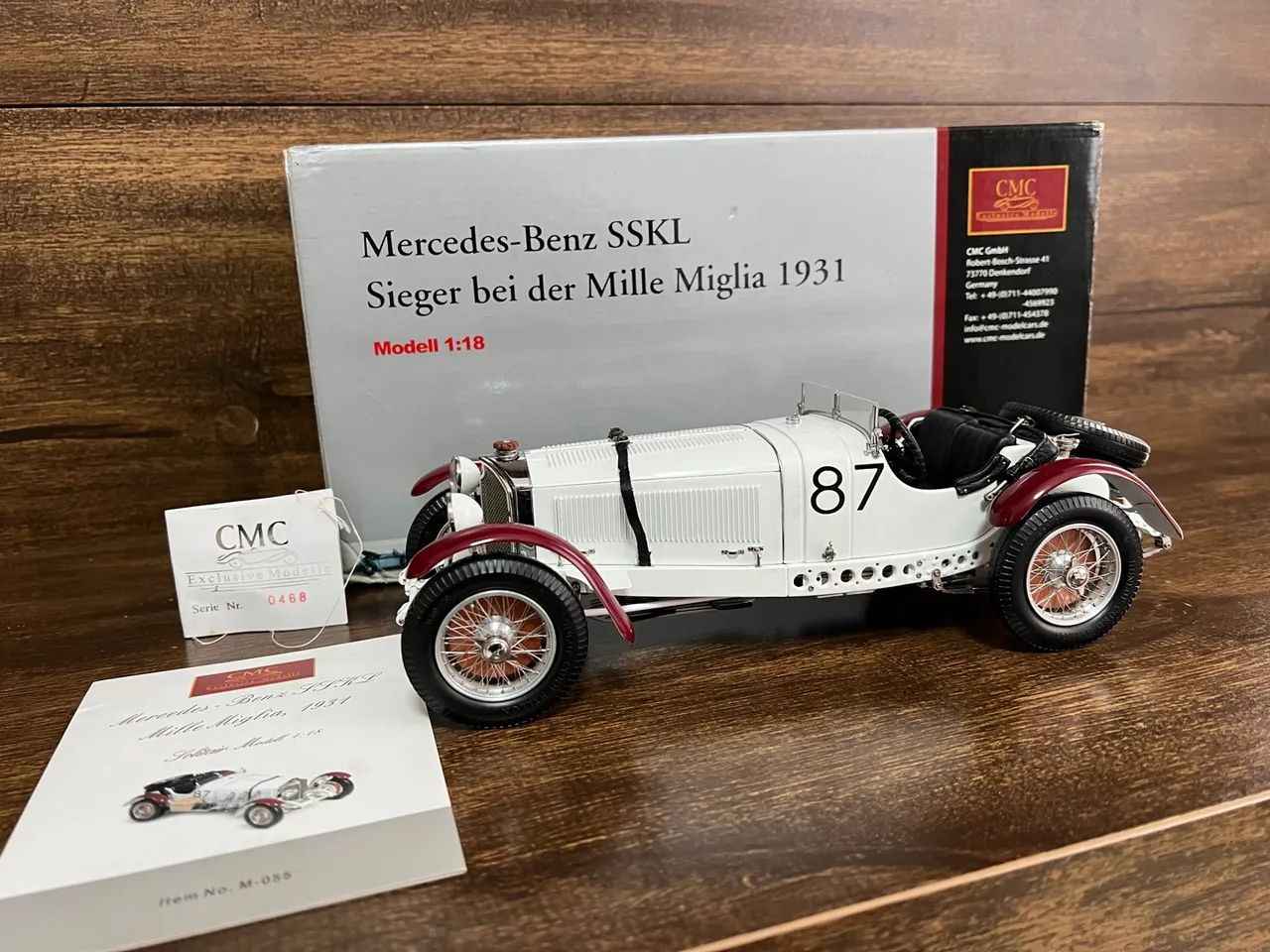 Miniatura Mercedes-Benz SSKL Mille Miglia 1931 - CMC 1:18