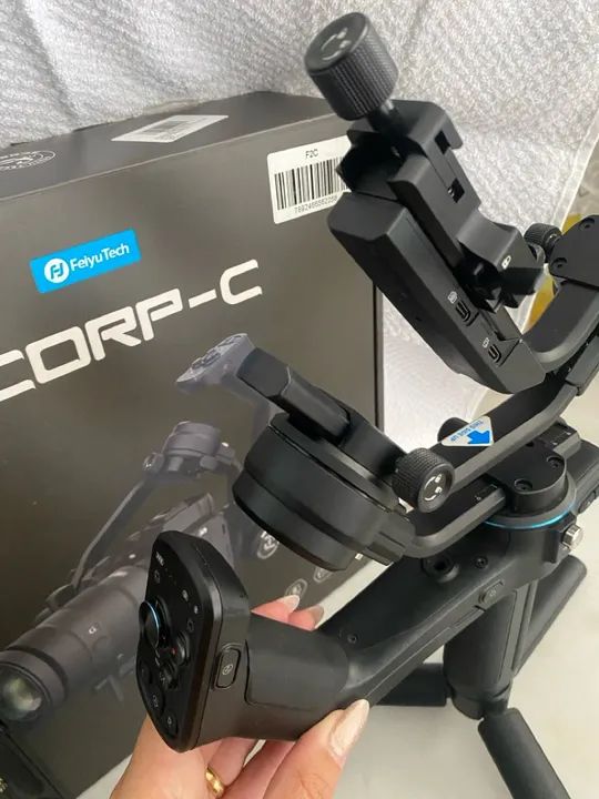 Gimbal Estabilizador FeiyuTech SCORP-C para Câmera - Foto 4