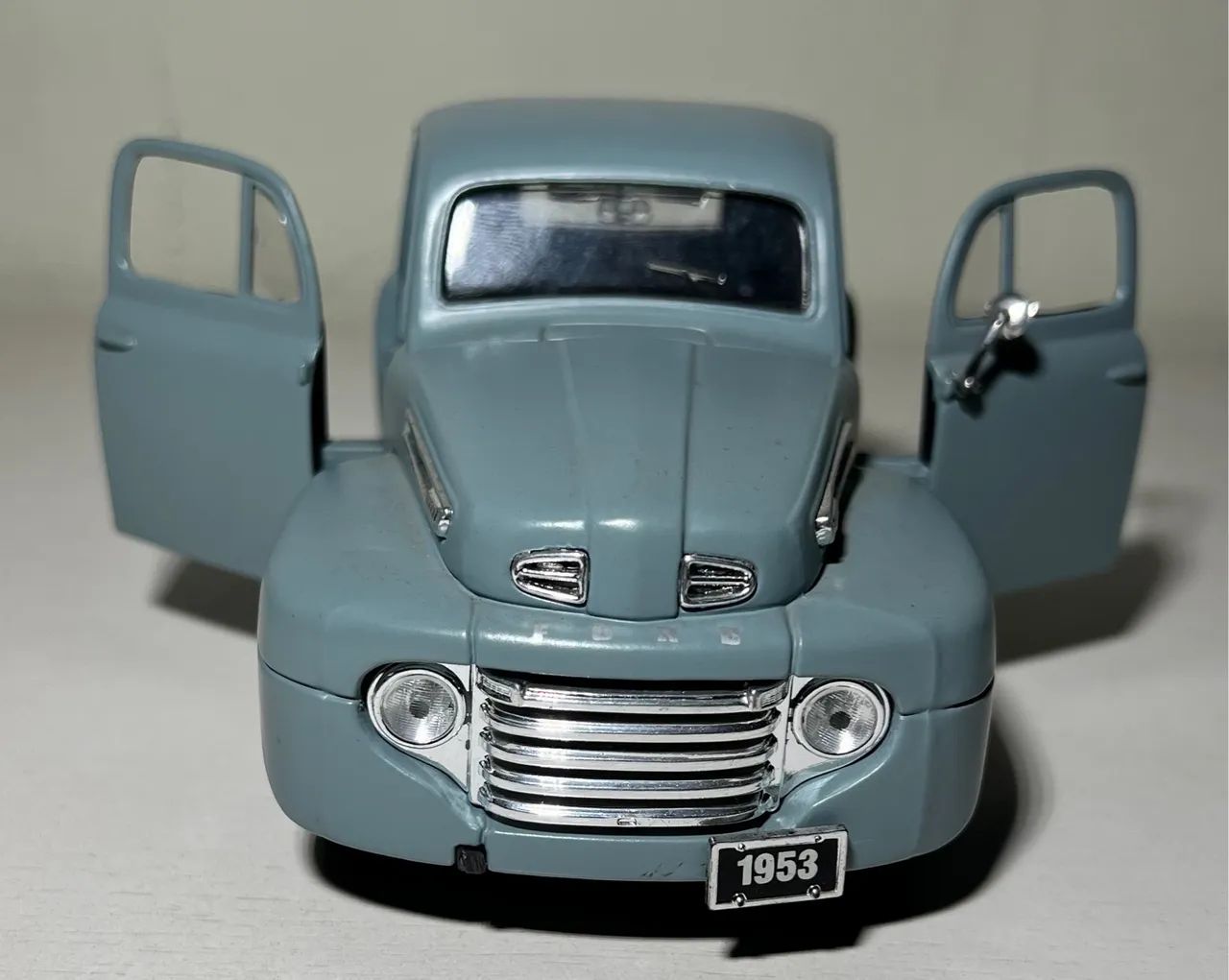 Carrinho Miniatura 1:25