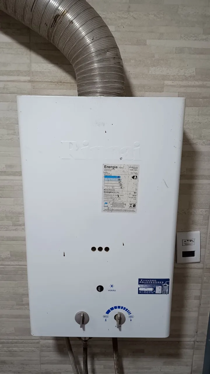 Aquecedor de água a gás