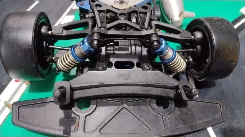 Automodelo Team Magic G4 escala 1/10 - Foto 5
