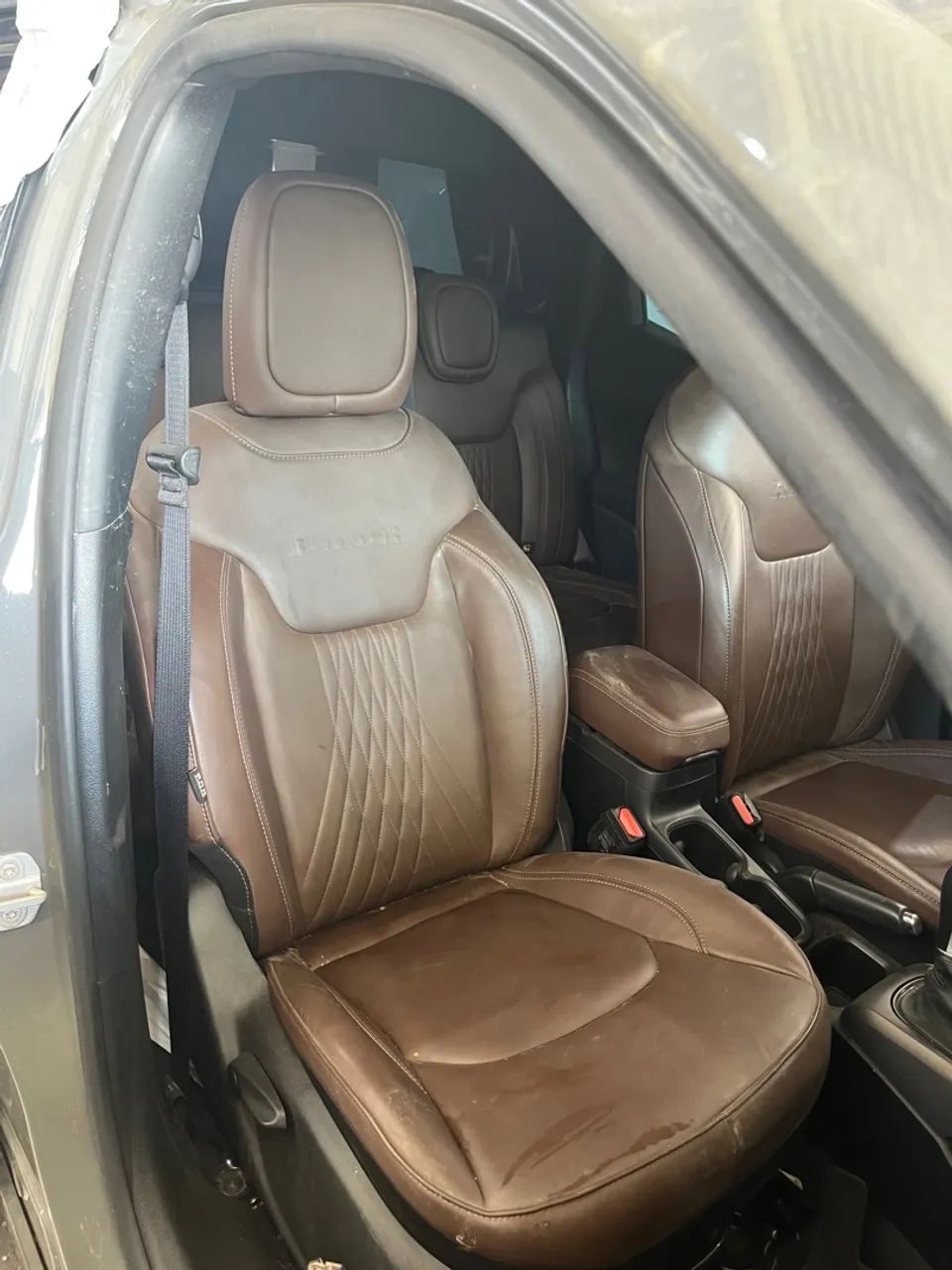 Jogo Banco De Couro Fiat Toro 2.0 2024  - Foto 3