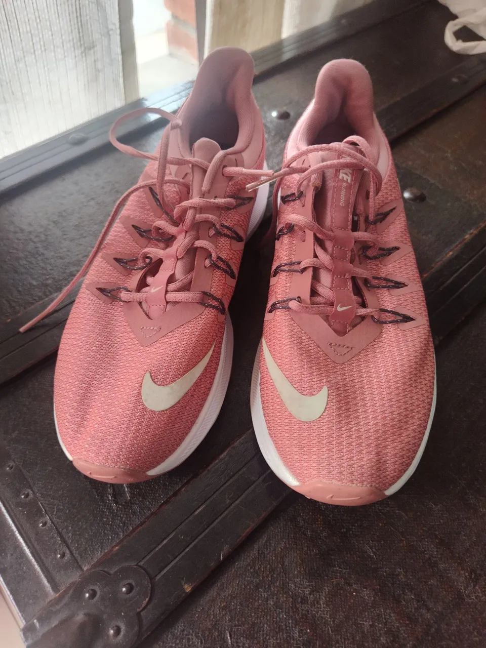 Tênis Nike Rosa - Conforto e Estilo!