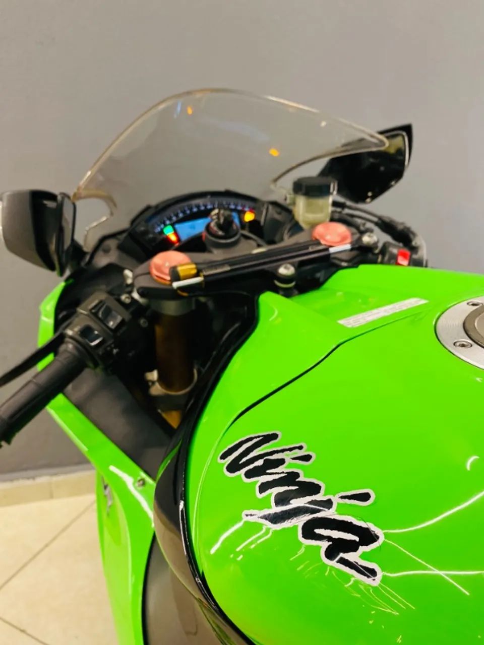 KAWASAKI ZX-10/ ZX-10R 1000CC 2014 - 1403442405 | OLX