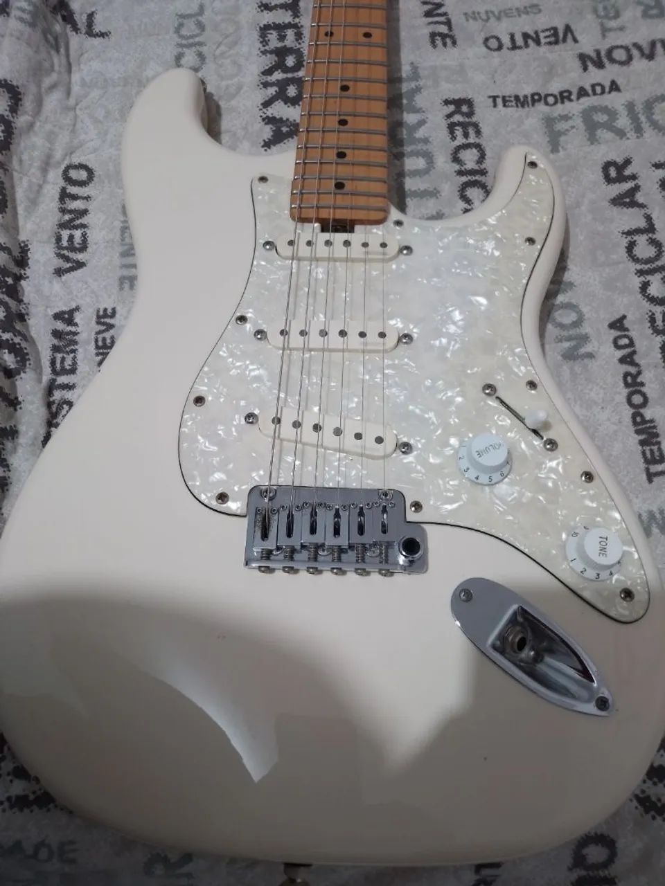 Guitarra Music Maker Stratocaster