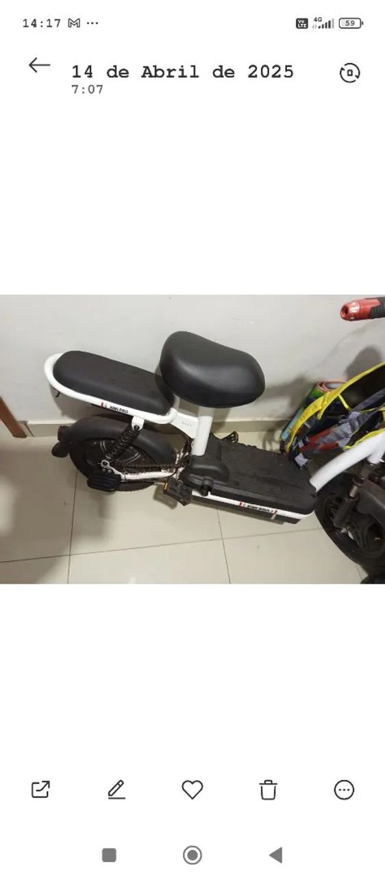 Bicicleta scooter elétrica com acessórios - Foto 2