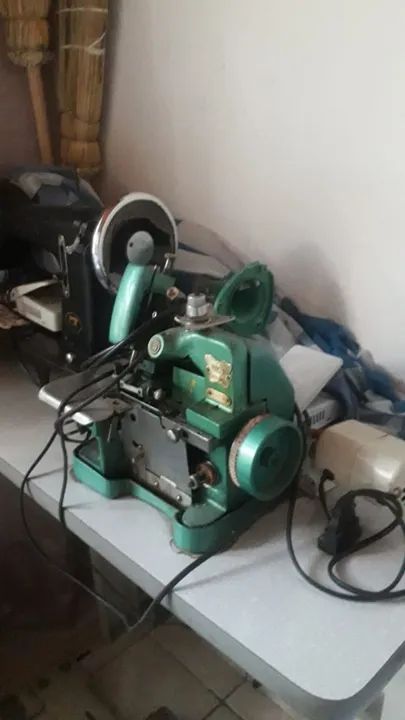 Máquina de Costura Overlock Industrial - Foto 4