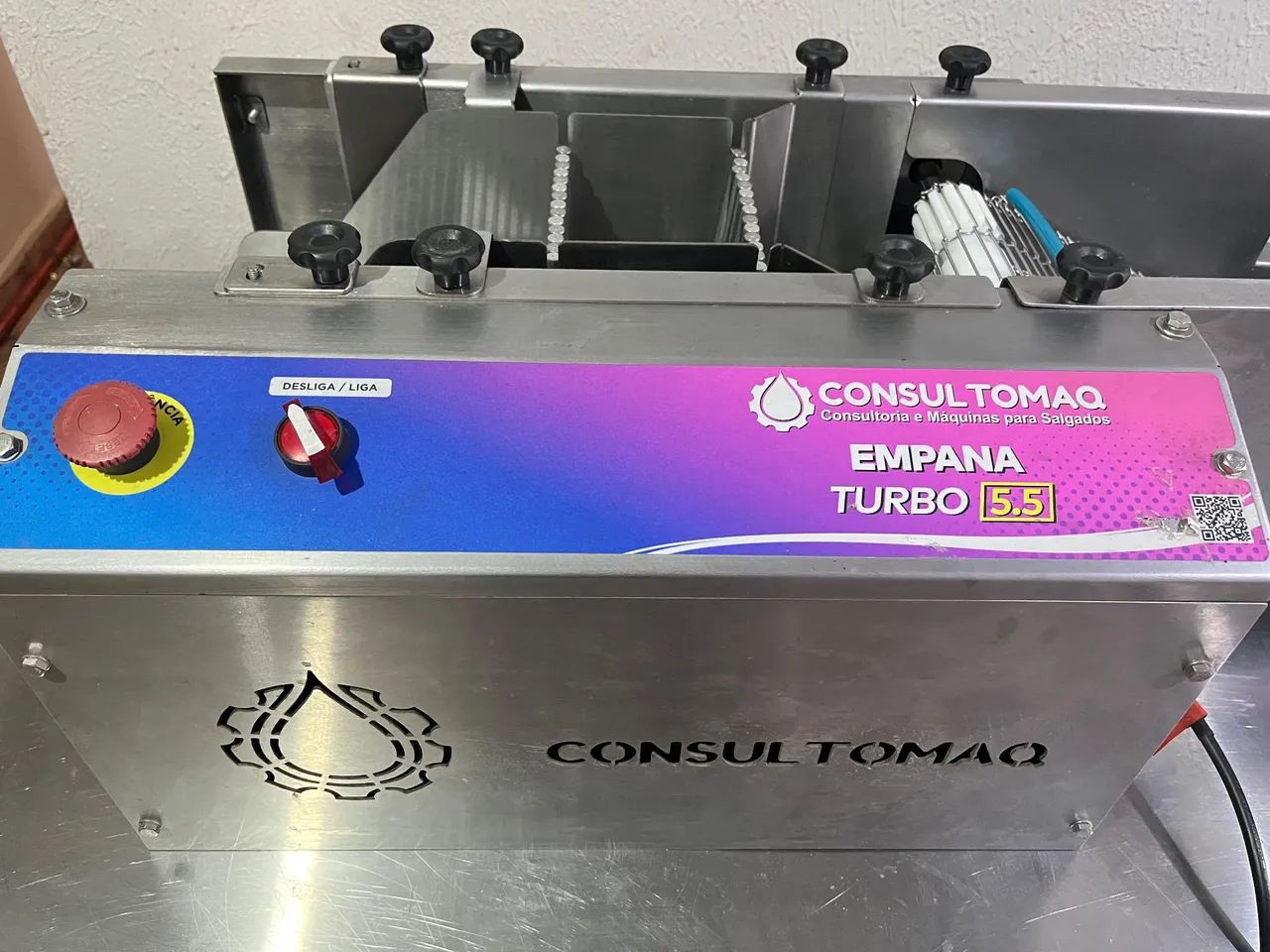 Empanadeira Automática Profissional em Aço Inox - Semi Nova | Alta Produção