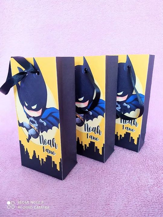 Caixinhas e sacolinhas Batman Baby personalizados pra festa 