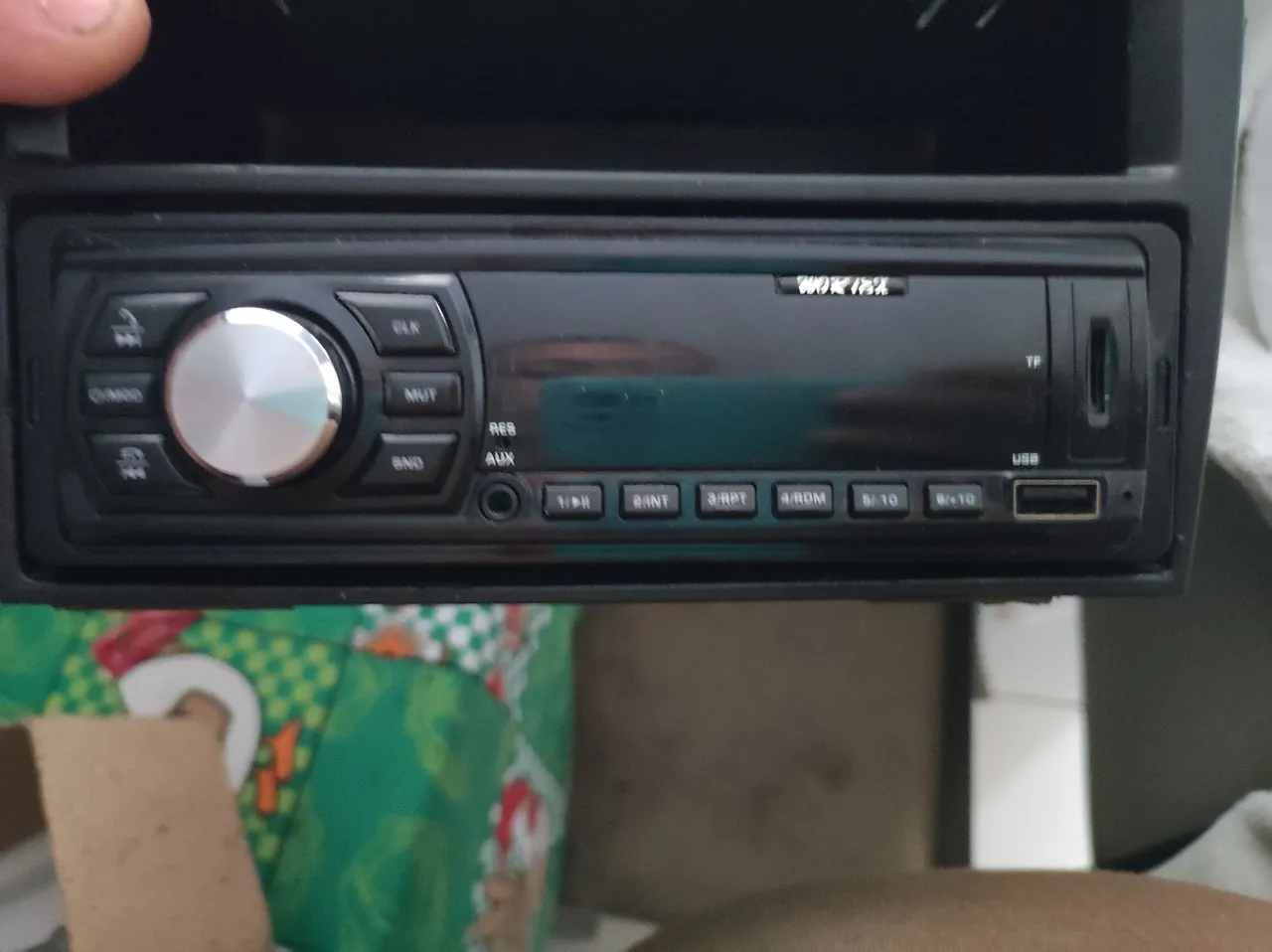 Som Automotivo com USB e Rádio