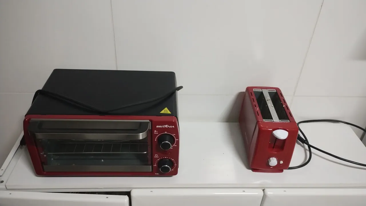 Forno Elétrico e Torradeira Britânia