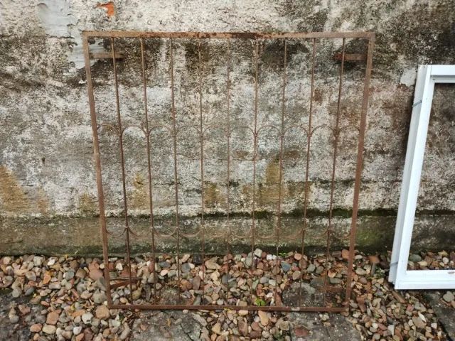 Portão em Ferro 1,05m x 1,15m