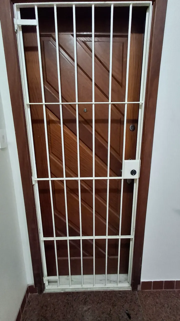 GRADES DE SEGURANÇA PARA PORTAS