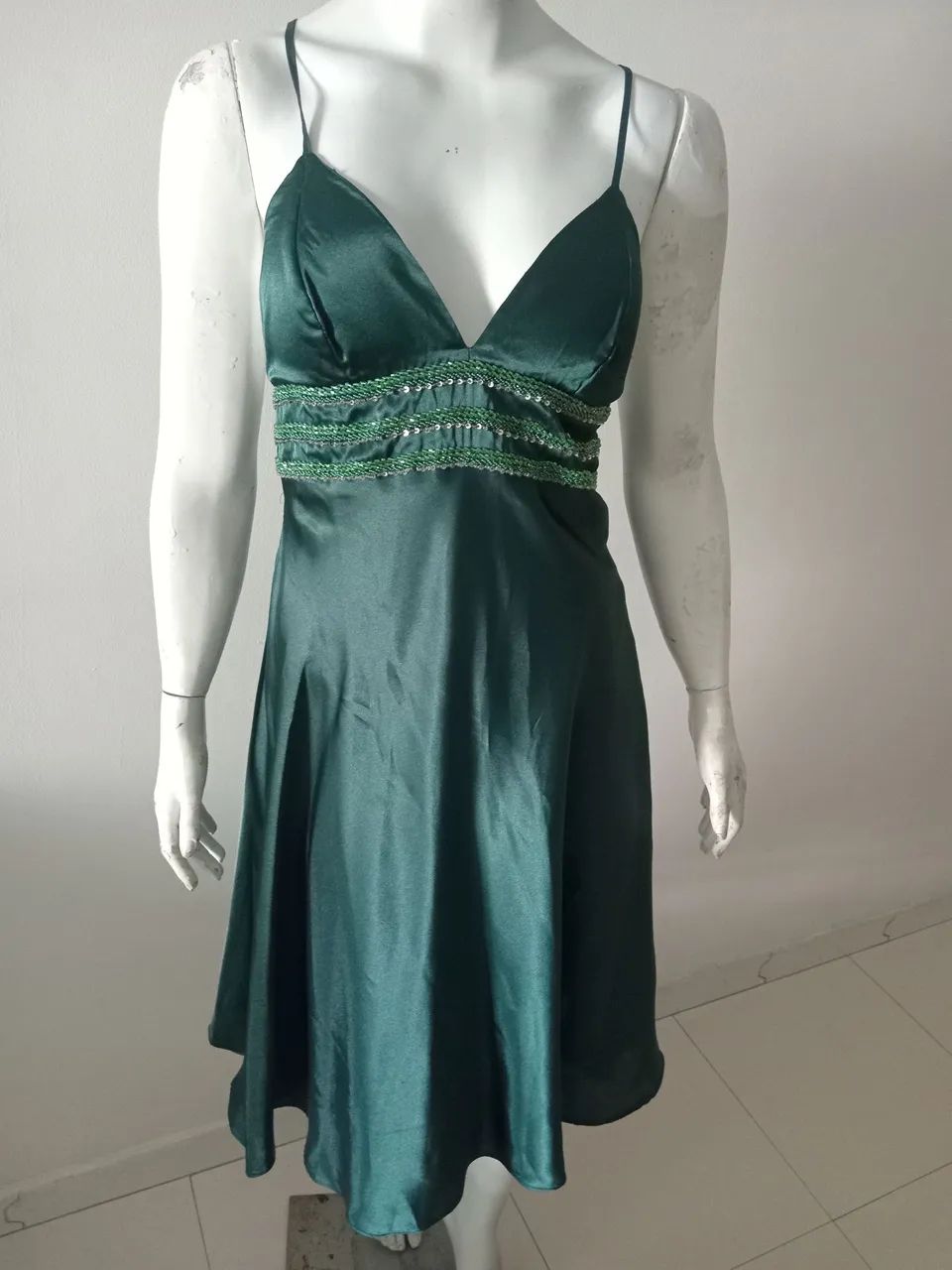 Vestido verde festa