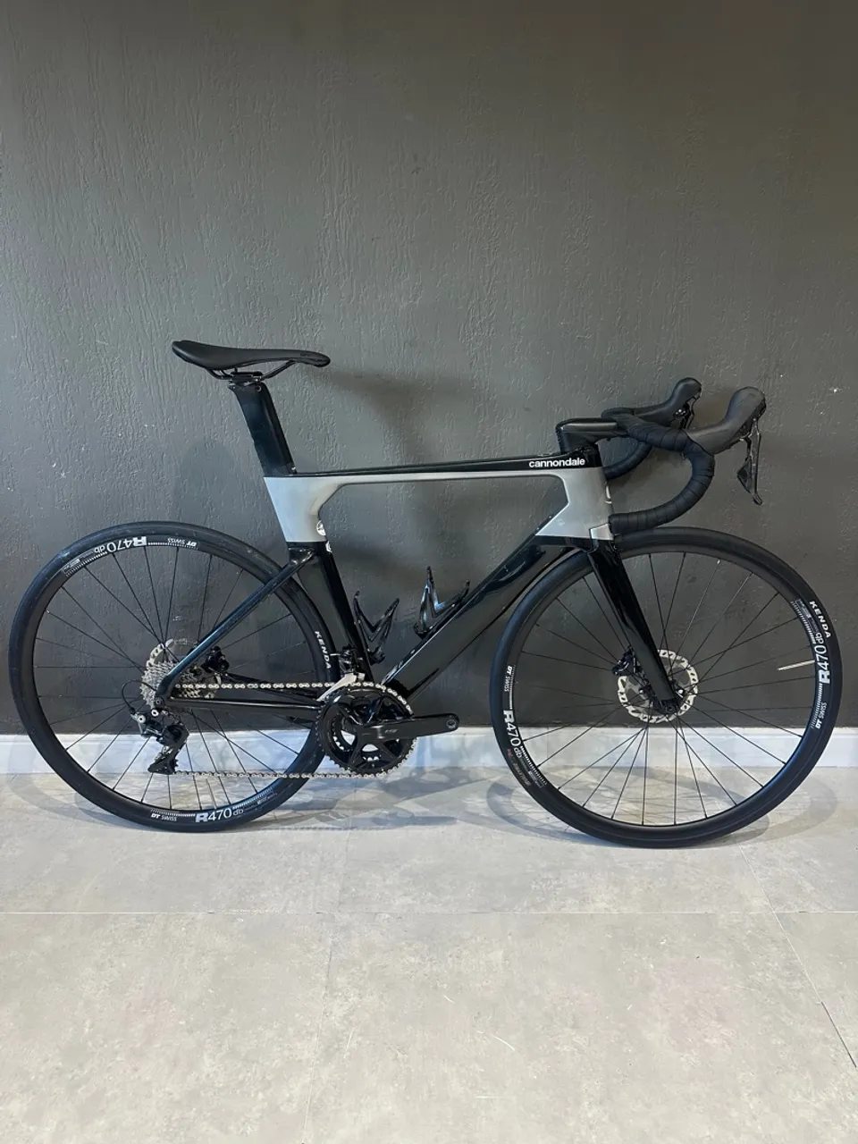 Bic. Cannondale system six