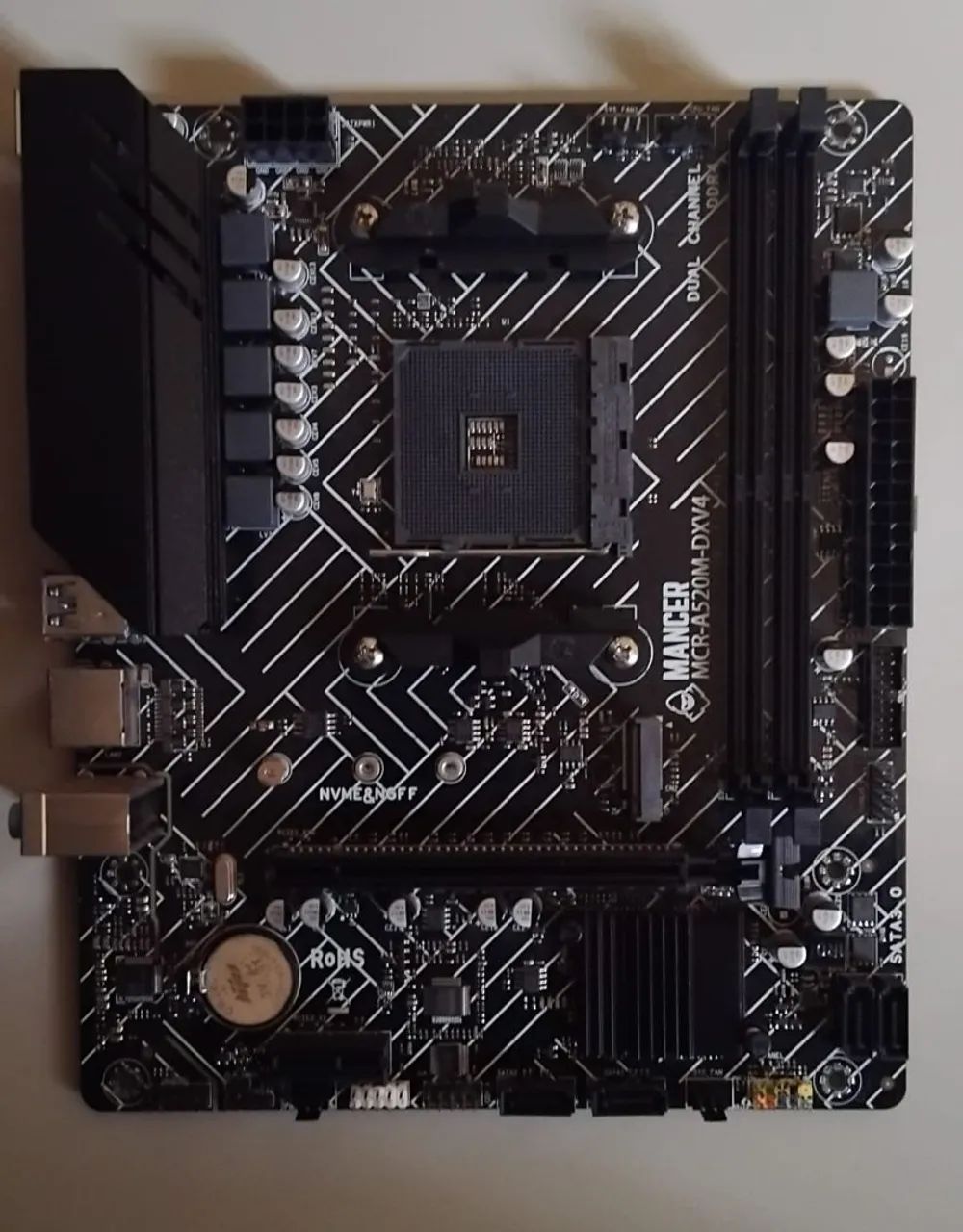 Placa-mãe Mancer A520m dxv4