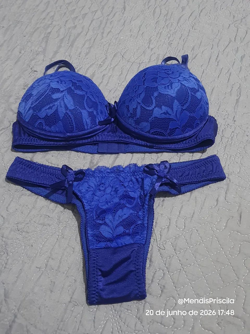 Lingerie Azul Bic
