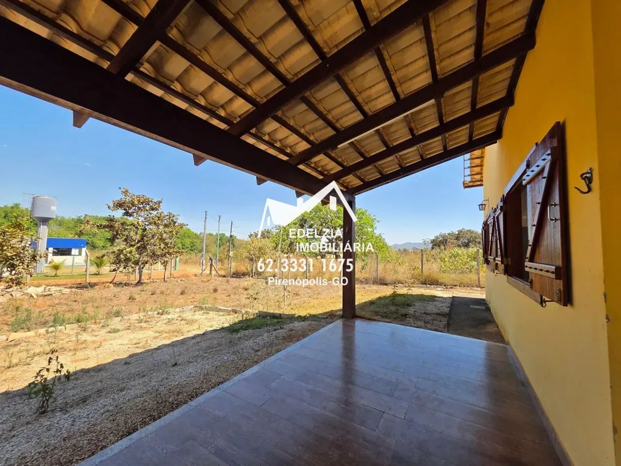 Conforto Perfeito em um Terreno Amplo! - Foto 3