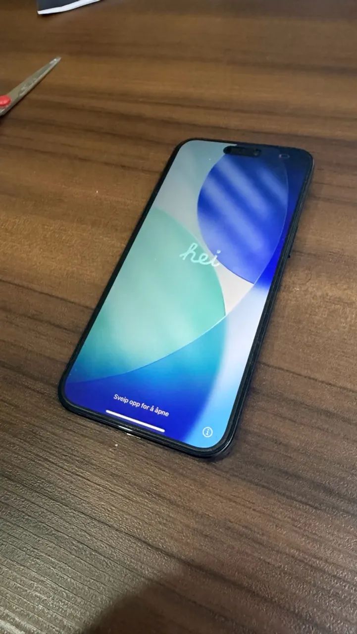 iPhone 15 Pro Max - Foto 2