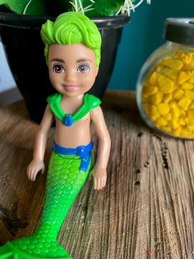 Boneco Mattel Dreamtopia Chelsea Menino Tritão Barbie - Usado - Foto 3