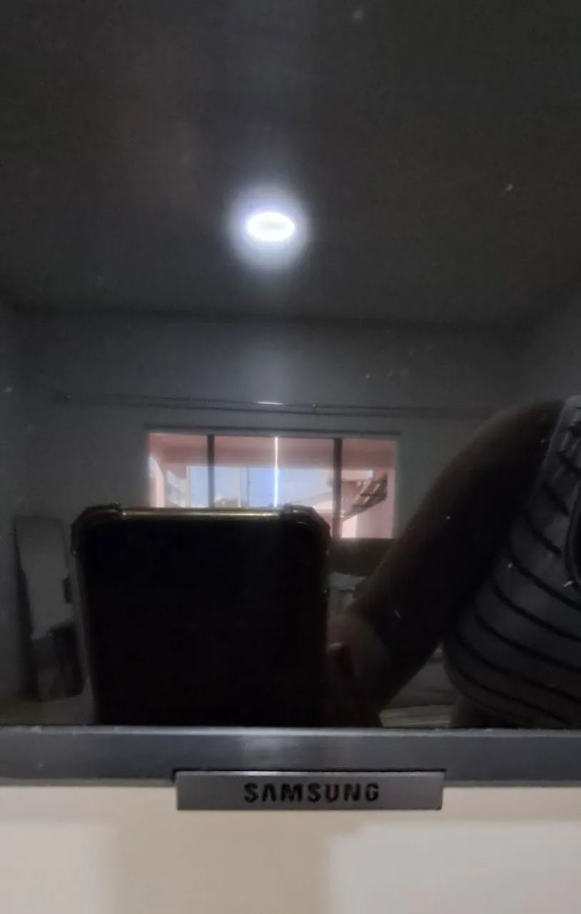 Smart Tv Samsung 75' - Foto 3