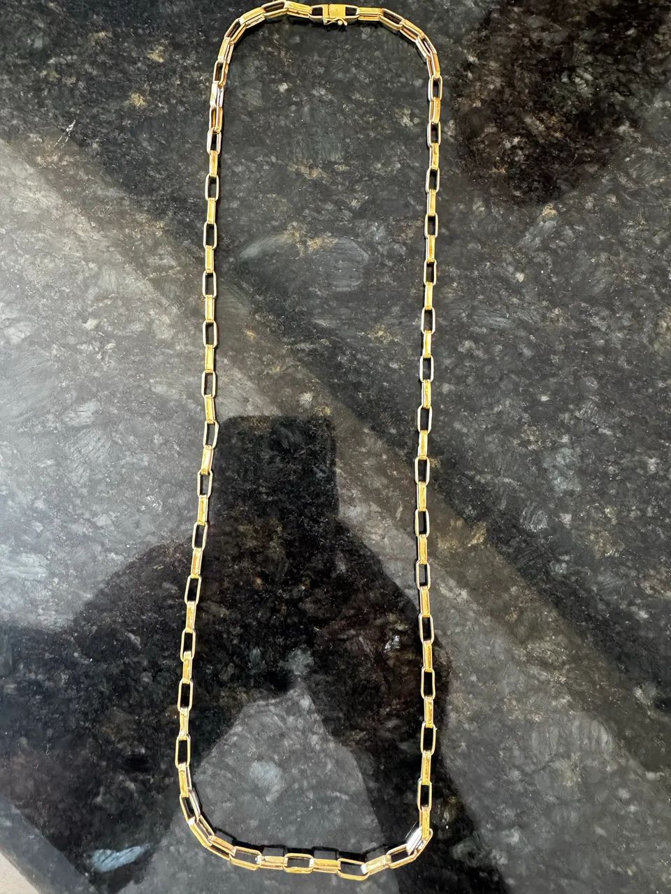 Cordão de ouro cadeado Marataízes 