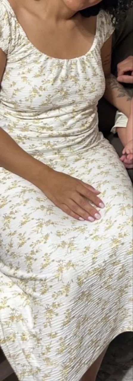 Vestido delicado com flores  - Foto 4