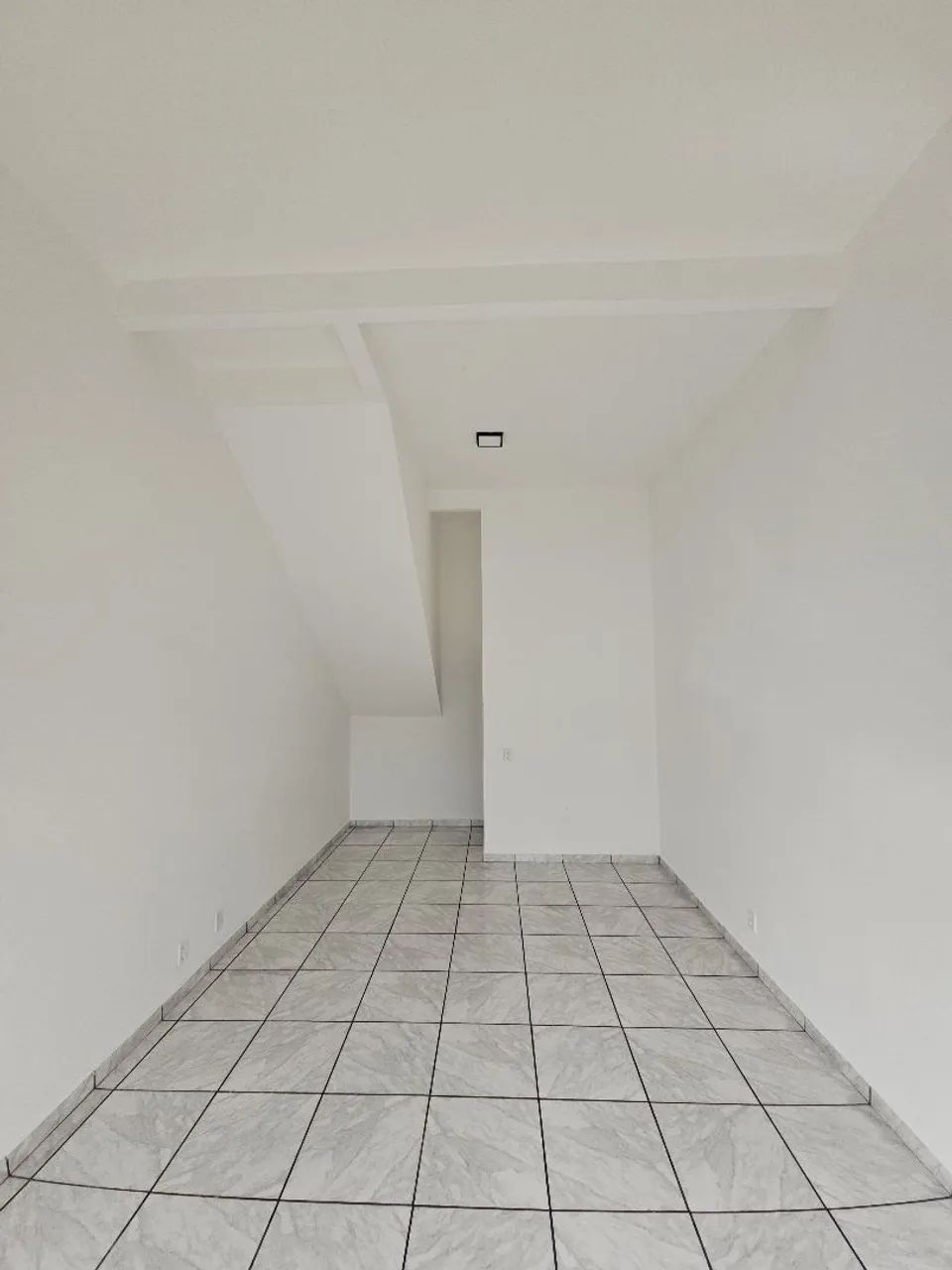 Loja Comercial - São Lourenço (SEM CONDOMÍNIO)