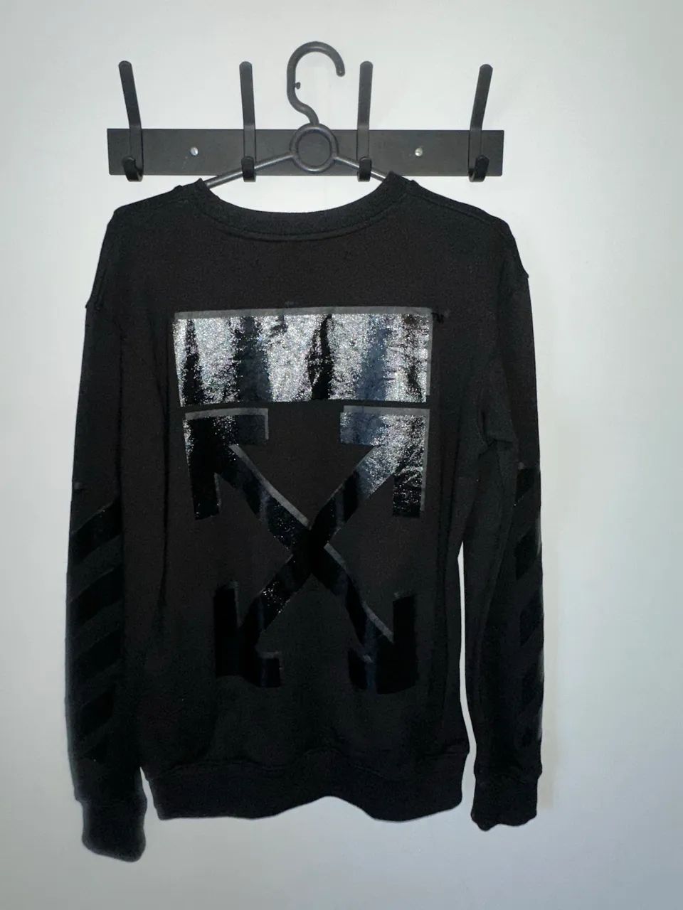 Moletom off white preto 
