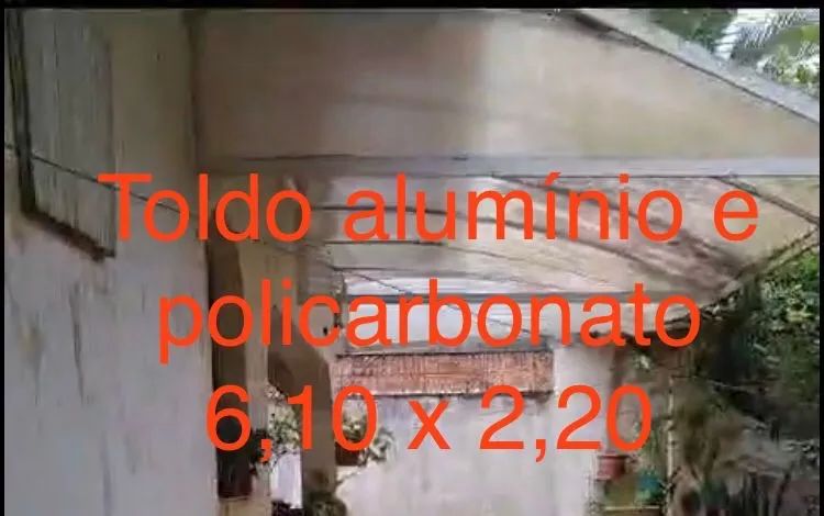 Toldo alumínio e policarbonato 
