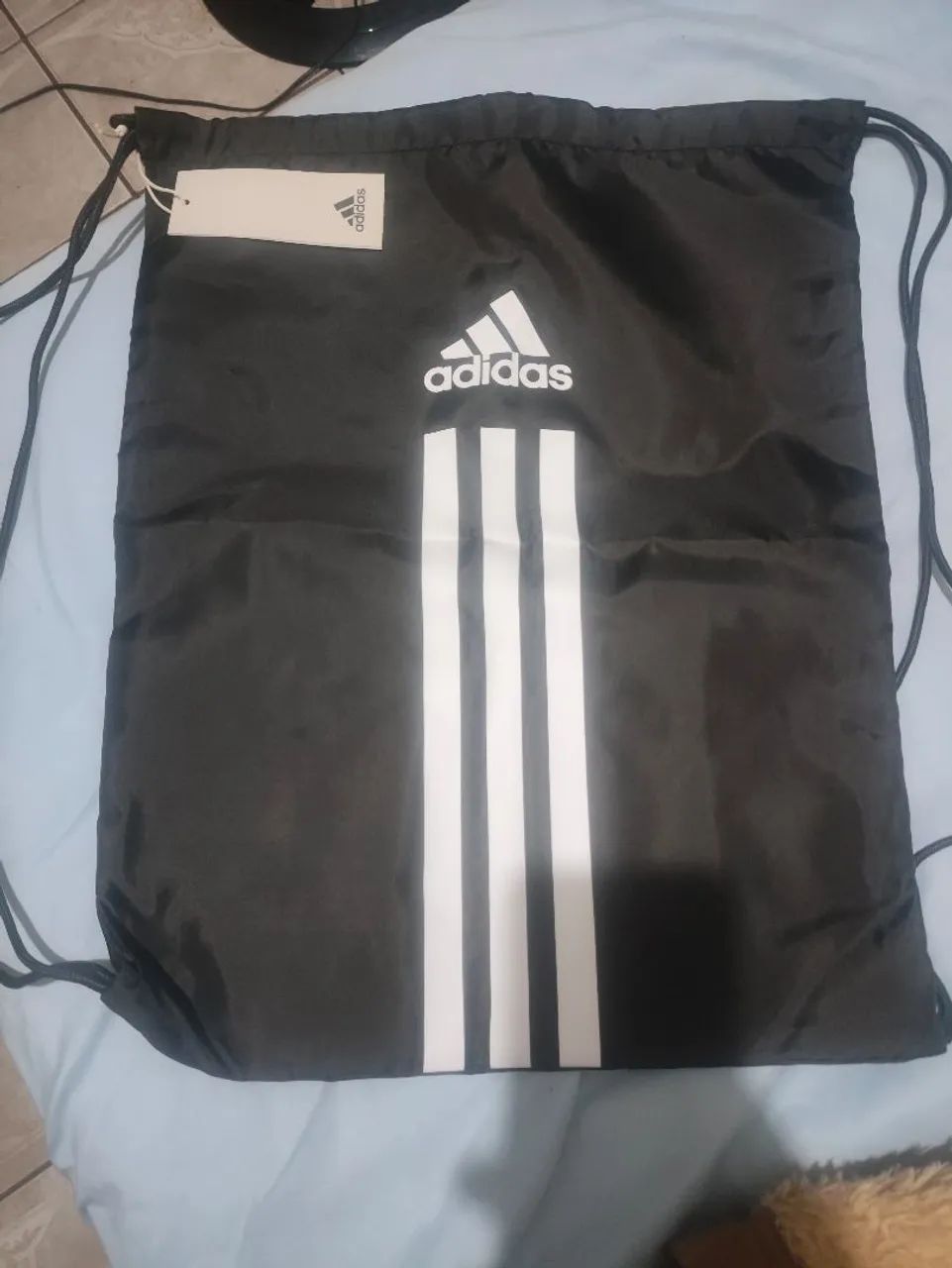 Vendo Sacolas Adidas 