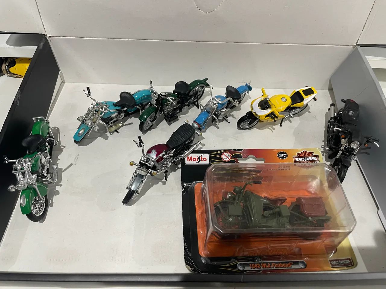 Miniaturas de motos 1/18 valor de cada modelo 