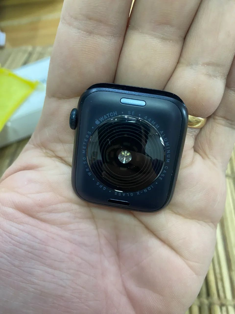 Apple Watch SE 44mm 2025 - Foto 3
