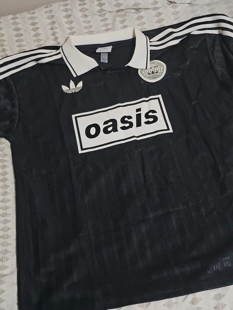 Camisa oasis x adidas preta G - Foto 2