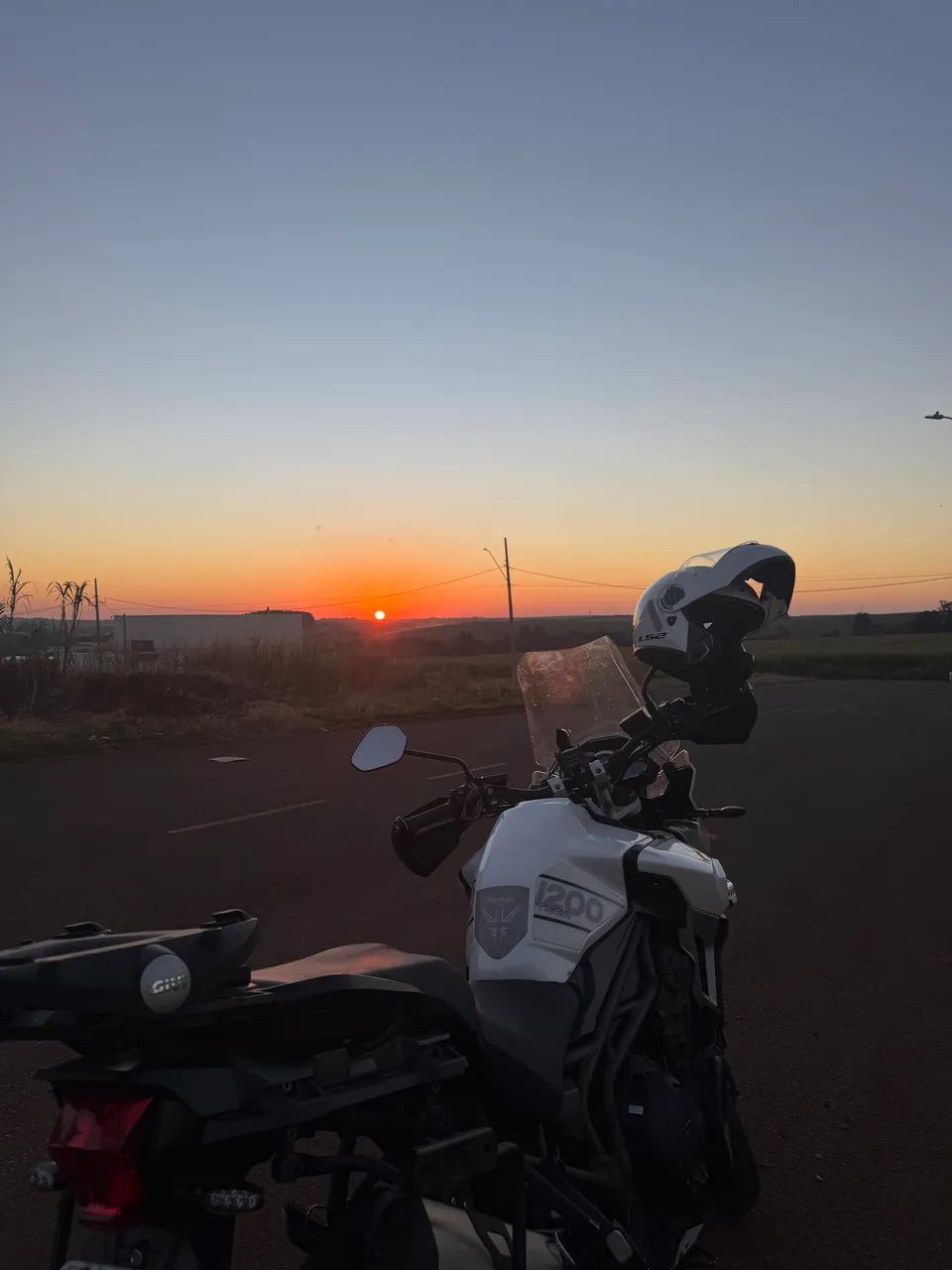 Tiger 1200 explorer 