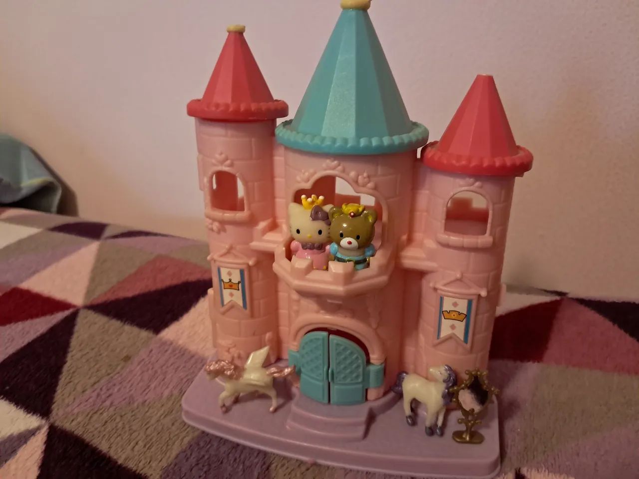 Hello Kitty Castelo Princesa - Foto 2