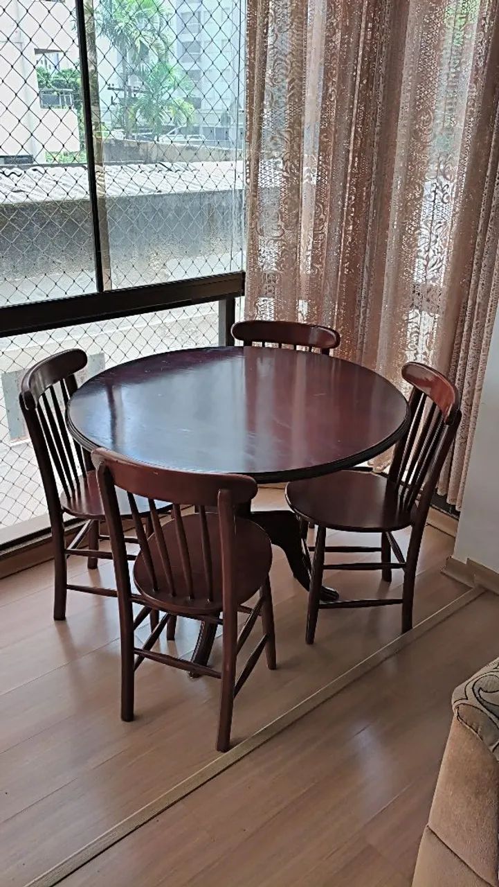 MESA 4 LUGARES