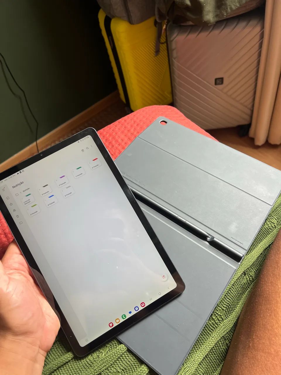 Tablet s6 lite 128Gb - com capa e caneta original 