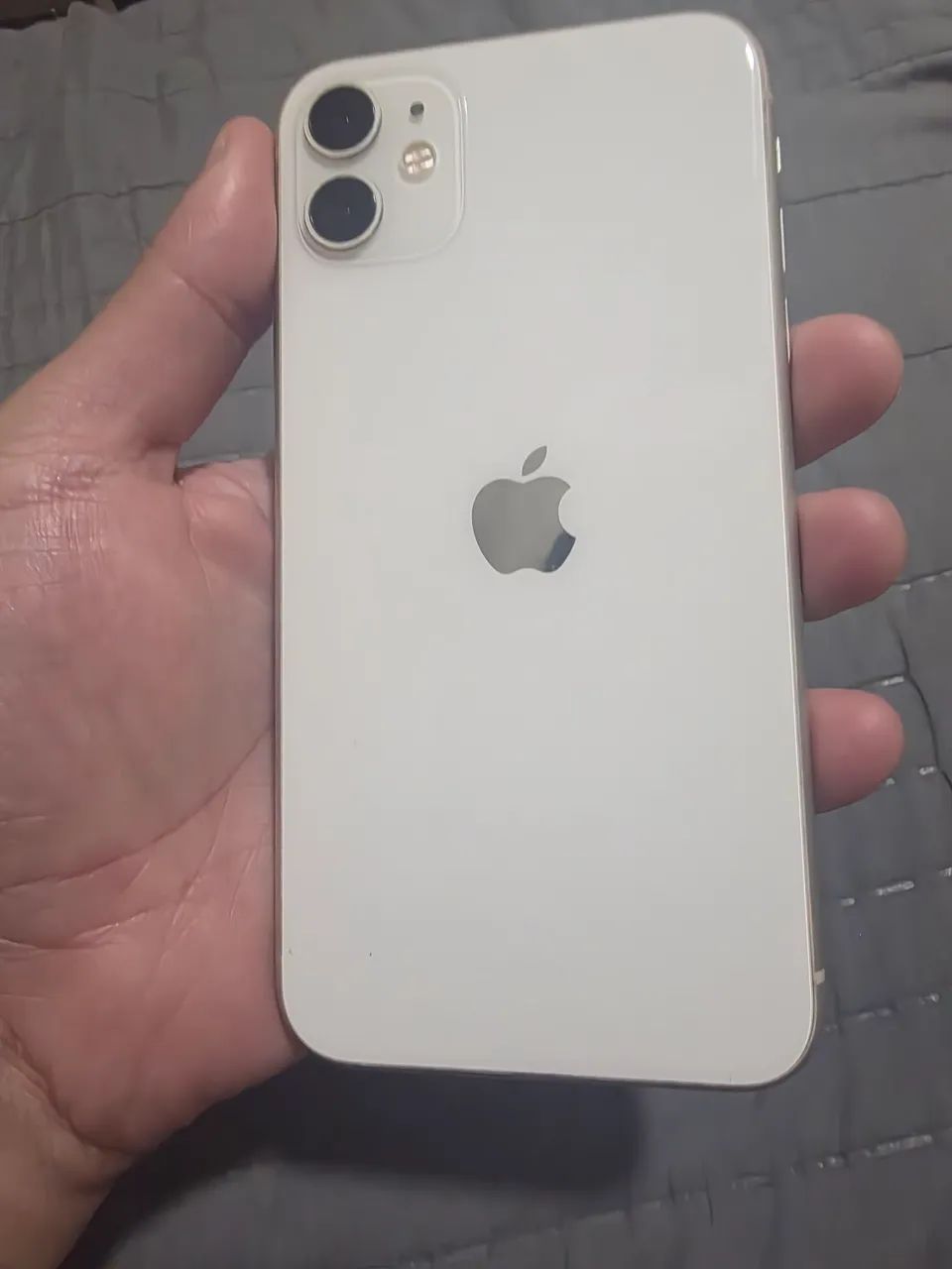 iPhone 11 128gb Dourado - Foto 3