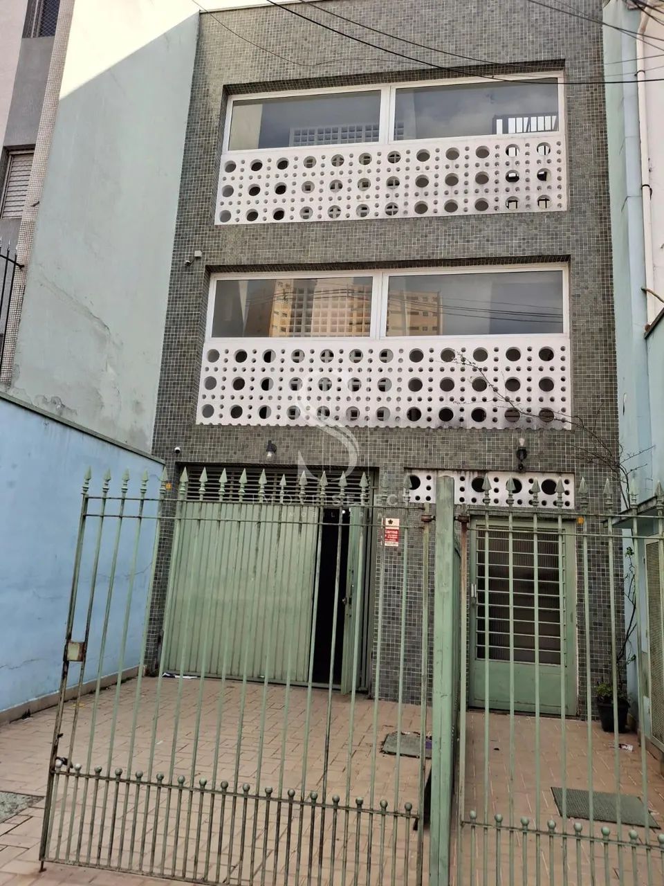 Prédio comercial e residencial à venda em Bela Vista, com 14 kitnets e 4 salão comercial c - Foto 4