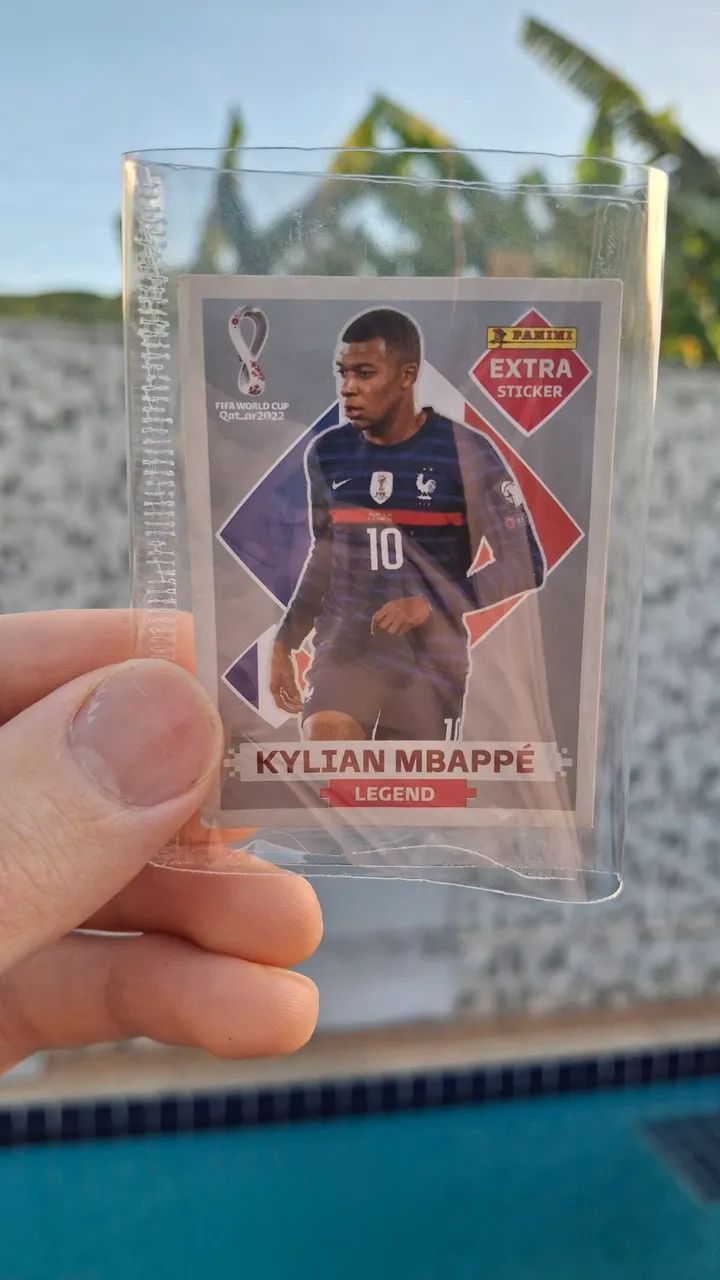 Figurinha Legend Mbappé Prateada copa 2022 - Foto 3